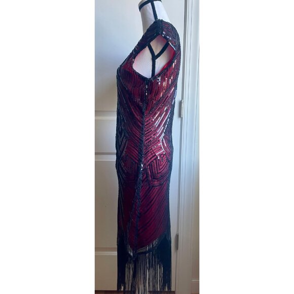 Fundaisy 1920s Flapper Sequin Dress with Fringe - Picture 5 of 10